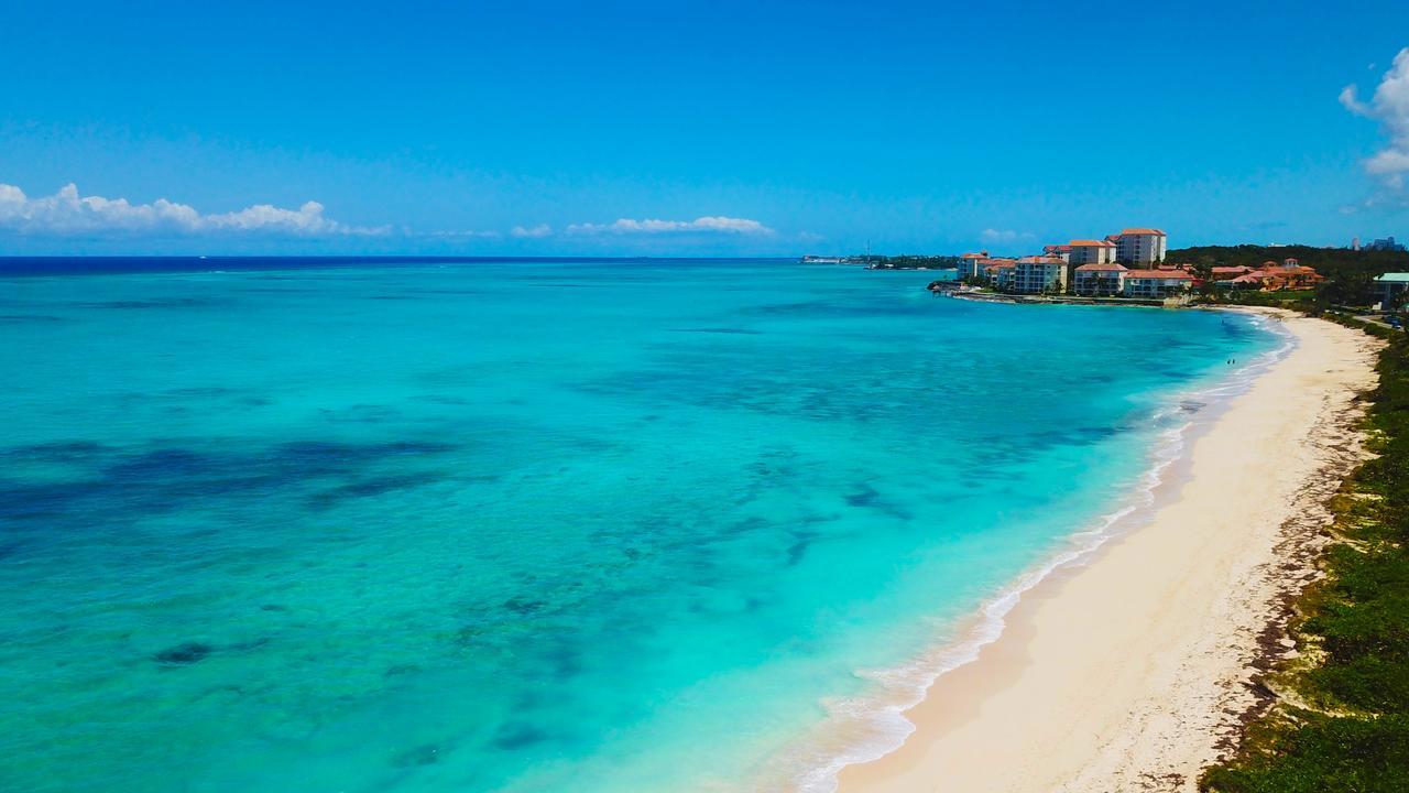 Four Bedroom Oceanfront Villa Nassau Exterior foto